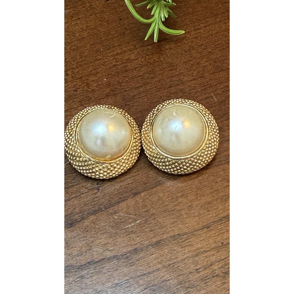 Vintage Clop On estate Gold Tone Faux Pearl dome statement Earrings Classic